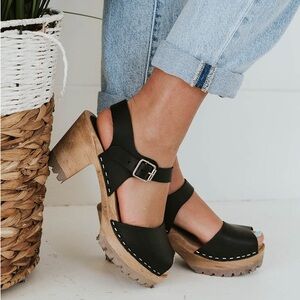 MIA Black Genuine Leather and Wood High Lug Soled Clog/Sandals ⚪️🌿☁️🕯️